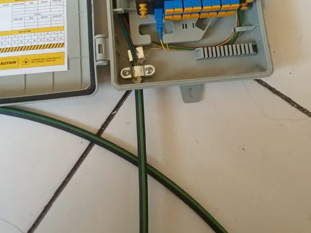 Terminasi kabel fiber optik